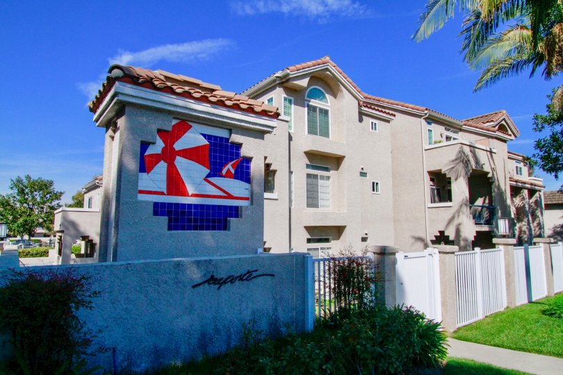 Seaport I Huntington Beach CA